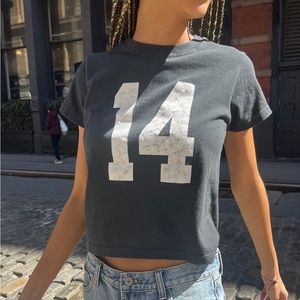 Brandy Melville Chloe 14 Top